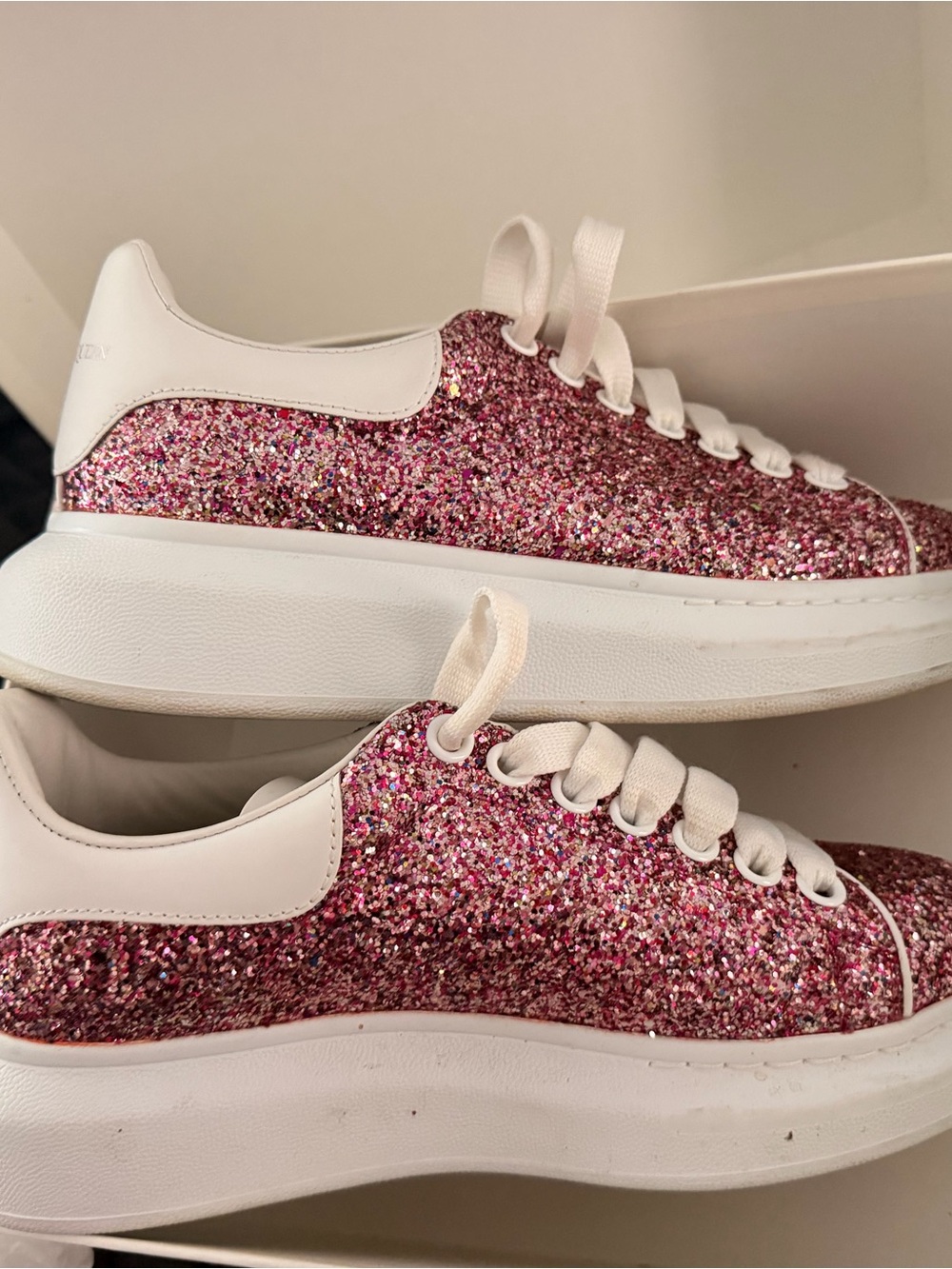 Alexander McQueen White Sneakers with Pink Glitter Heel Accents - Picture 2 of 4